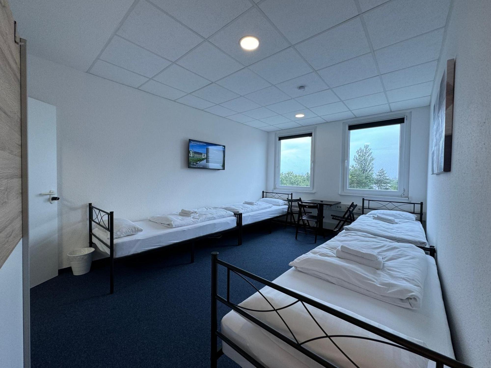 Thuja Apartments Karlsruhe-Neureut By Kurzzeit Esterno foto