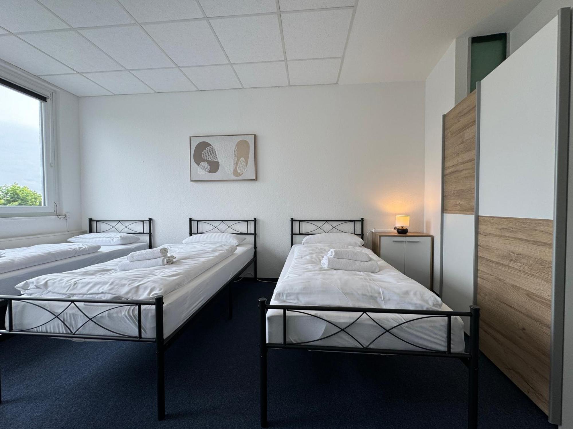 Thuja Apartments Karlsruhe-Neureut By Kurzzeit Esterno foto