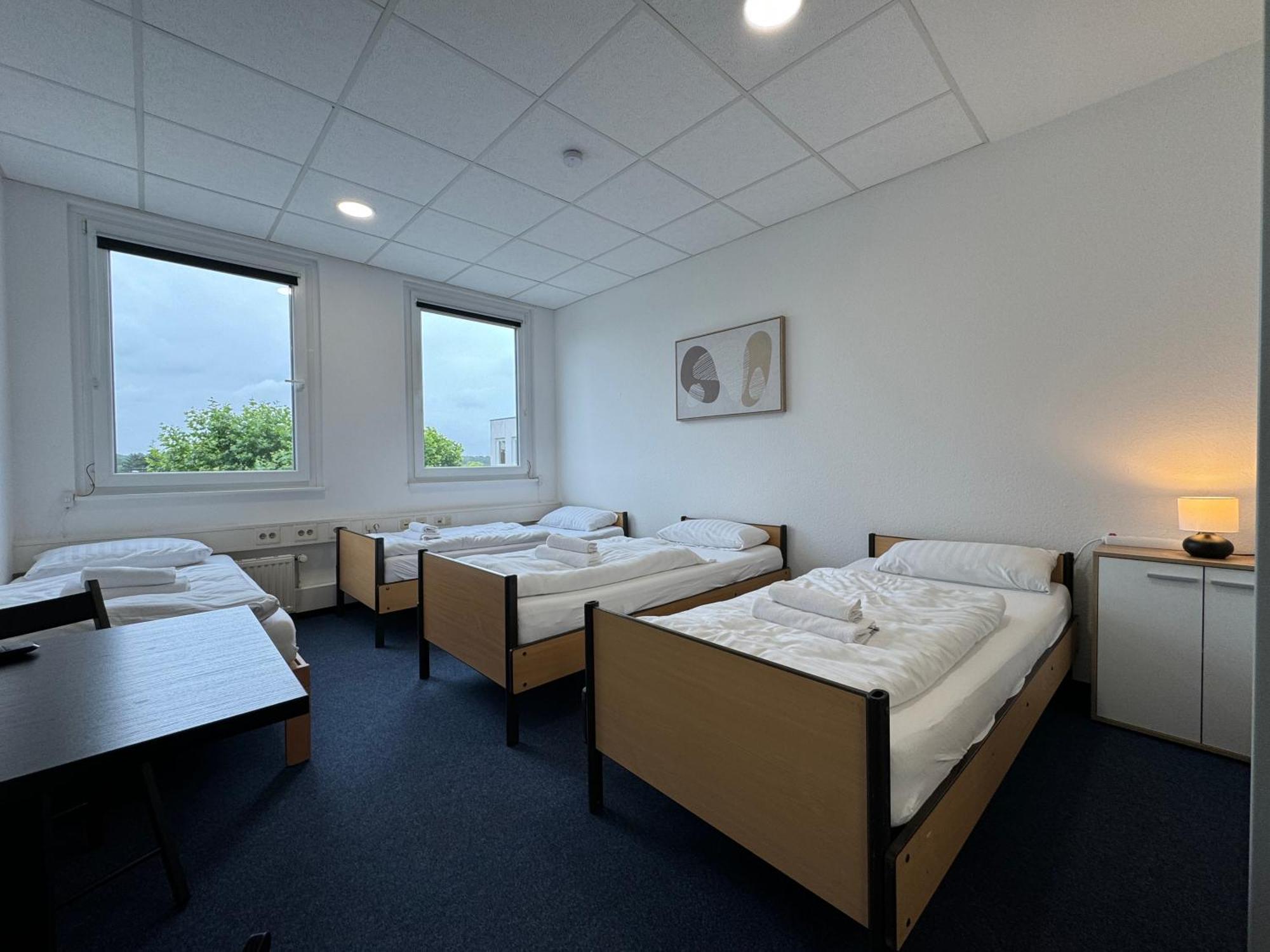 Thuja Apartments Karlsruhe-Neureut By Kurzzeit Esterno foto