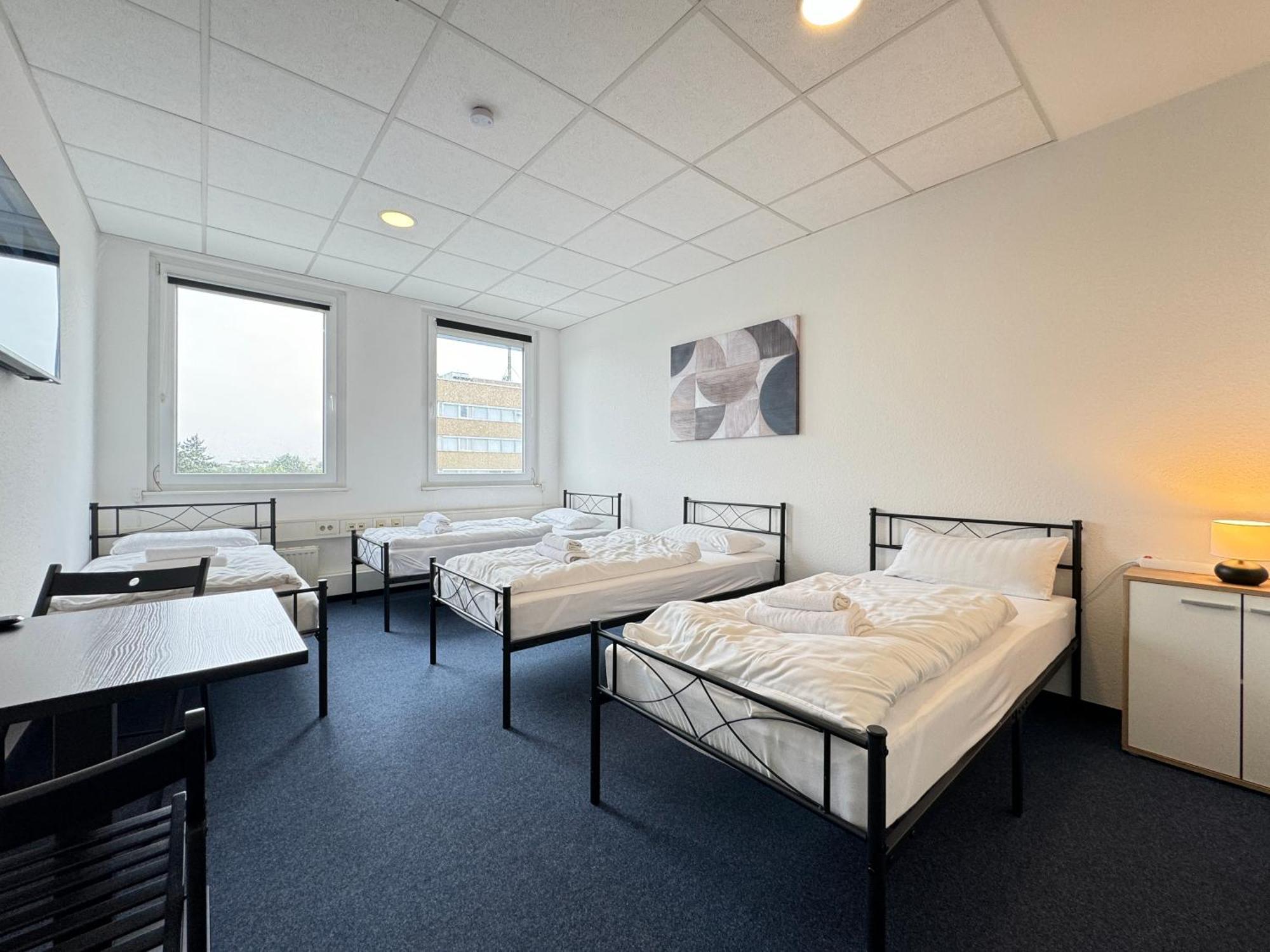 Thuja Apartments Karlsruhe-Neureut By Kurzzeit Esterno foto