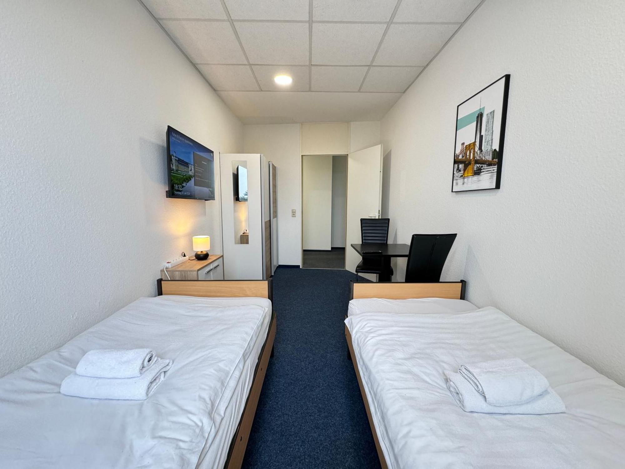 Thuja Apartments Karlsruhe-Neureut By Kurzzeit Esterno foto